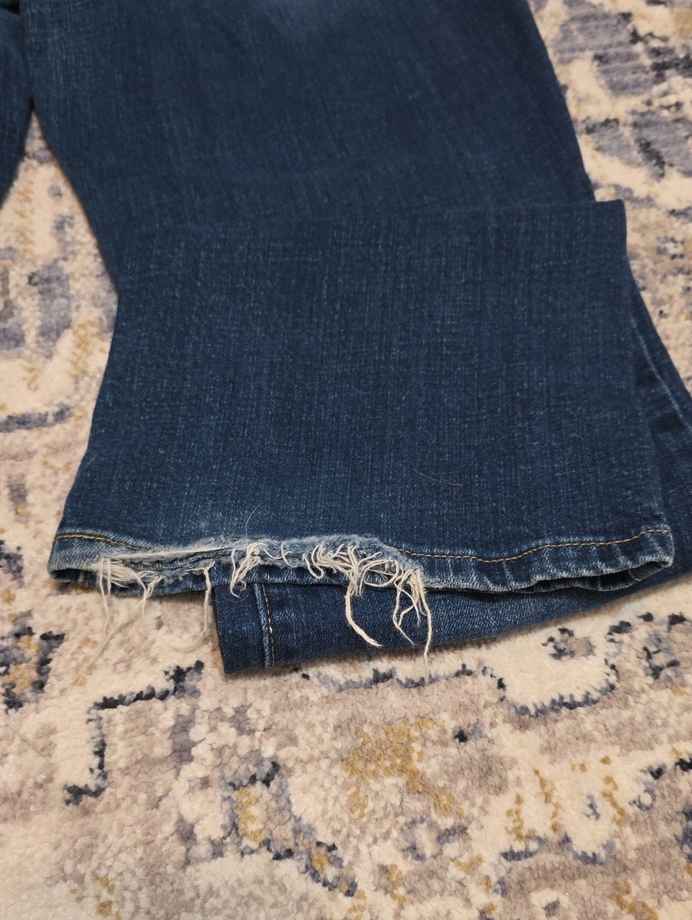 Levi's Dark Indigo 515 Boot Cut Jeans Size 4 Dark Wash - Picture 6 of 7